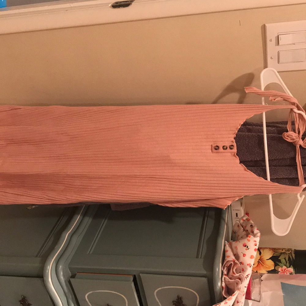 tight pink dress